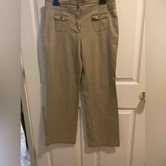 Beautiful Ladies Khaki Flare Bottom Set.1918 Chino Size 8 Pants - Picture 1 of 7